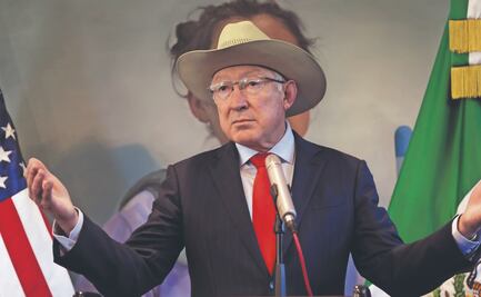 Hay que trabajar los temas como socios: Ken Salazar