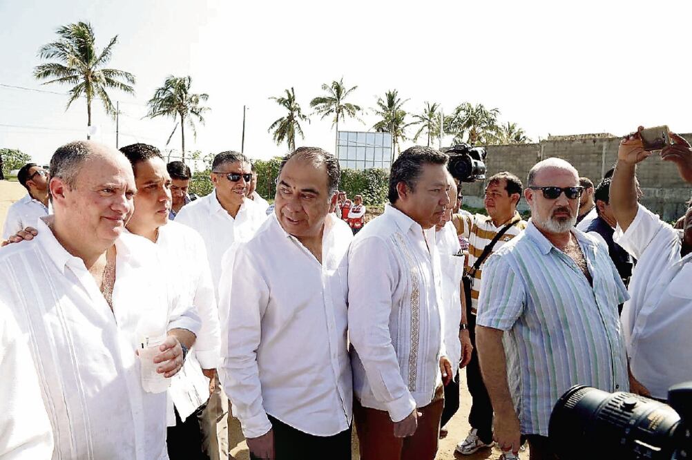 Por el desarrollo habitacional Avento se crearán mil 600 empleos, según Hécto r Astudillo, gobernador de Guerrero (ARCHIVO EL UNIVERSAL)