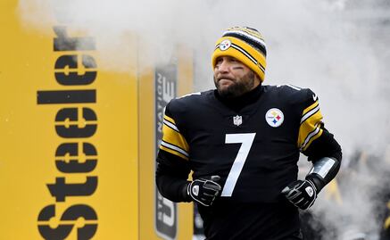 Los Steelers superan a los Titans; mantienen oportunidad para los playoffs