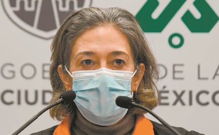 Florencia Serranía se baja del Metro