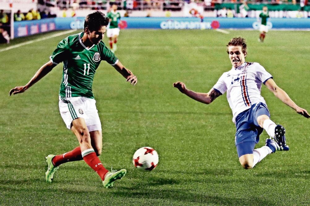 Jürgen Dam entra al quite en Confederaciones por Jesús Manuel Corona (JOHN LOCHER. AP)