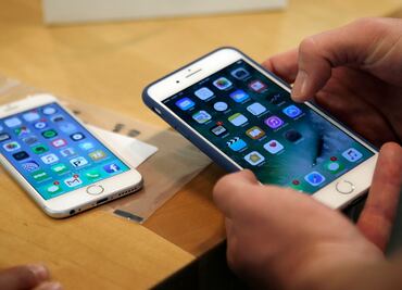 Alertan usuarios de "silbido" en iPhone 7