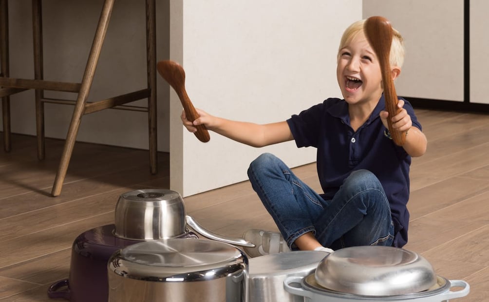 Porcelanosa propone espacios que acompañan a las madres. Foto: Cortesía