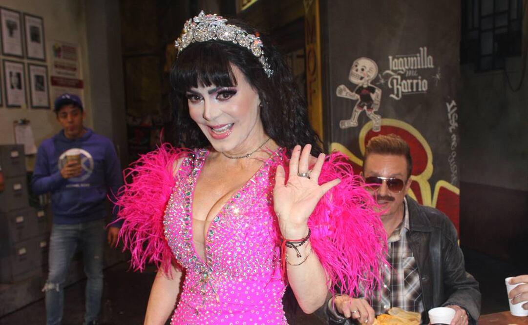 A pesar de su tristeza, Maribel Guardia se ha presentado con actitud en el musical "Lagunilla mi barrio", que cumple más de un año en cartelera. Foto: Clasos.
