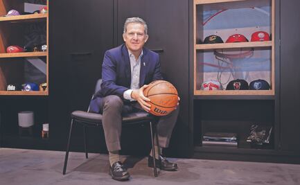 Raúl Zárraga, directivo de la NBA, explica que tienen 32 millones de fans en México; el tercer mercado más relevante