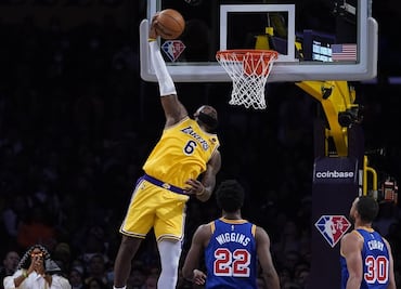 LeBron James firma una actuación histórica para darle el triunfo a los Lakers sobre GSW