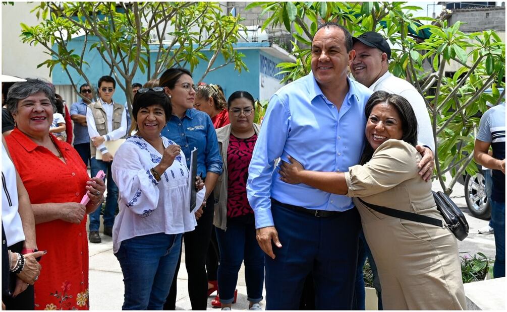 Cuauhtémoc Blanco durante la inauguración del mercado rehabilitado en Morelos que resultó dañado por el sismo del 2017. Foto: Especial