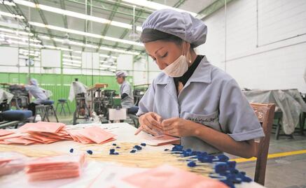 Mujeres recuperan empleos que Covid paró