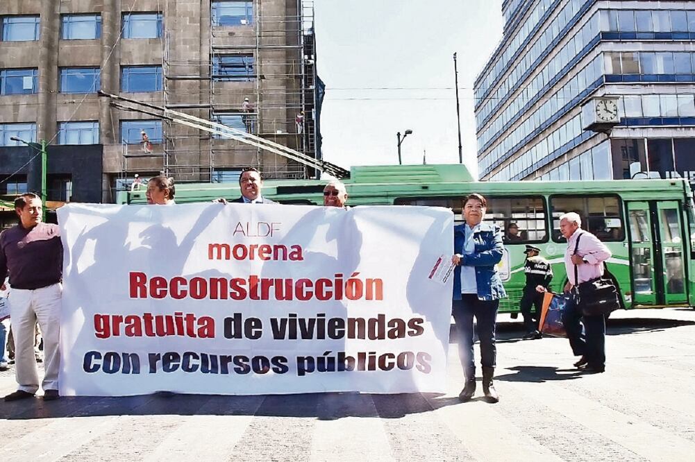 Con la ausencia de su líder parlamentario, César Cravioto Romero, sólo cinco de los 20 asambleístas que conforman la bancada de Morena en la Asamblea participaron en la jornada informativa de ayer. (ESPECIAL)