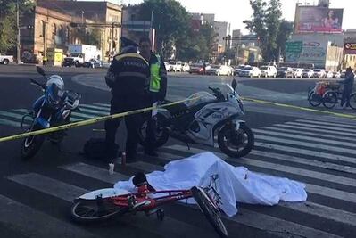 Ciclista muere tras ser atropellada por un camión del IPN en avenida Chapultepec