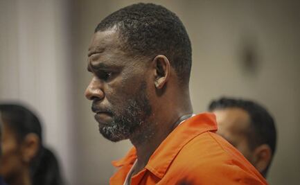Postergan juicio de R. Kelly, lo acusan de tráfico sexual en Nueva York