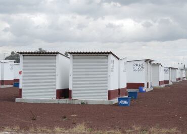 Reabre el tianguis de pirotecnia de San Pablito