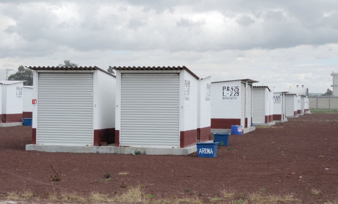 San Pablito tiene 300 locales, aunque sólo 257 comerciantes solicitaron la liberación de los permisos suspendidos desde el 20 de diciembre de 2016. (ARCHIVO EL UNIVERSAL)