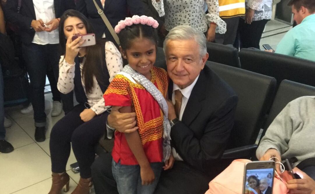 El presidente Andrés Manuel López Obrador en el AICM. Foto: Especial