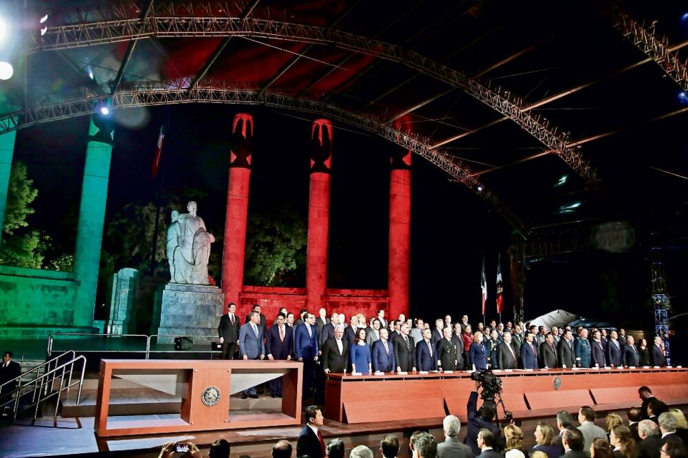 Los representantes de los Poderes de la Unión, con la entrada en vigor del Nuevo Sistema de Justicia Penal Acusatorio, refrendaron el compromiso del Estado con la ciudadanía (LUIS CORTÉS. EL UNIVERSAL)