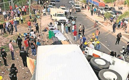 Detuvieron FGR y Guardia Nacional a mil 927 polleros durante 2021