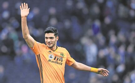 Raúl Jiménez estaría suspendido para la siguiente fecha de la Premier League