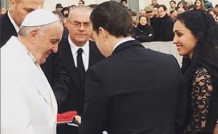Anahí shares photo of her visit to Pope Francis