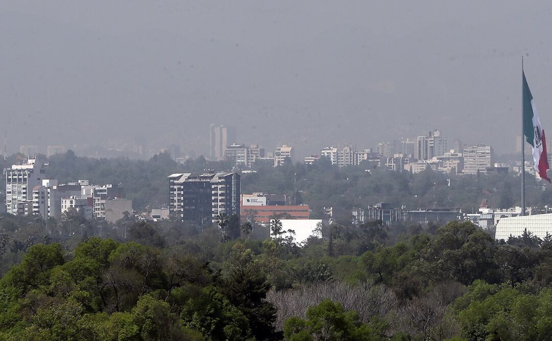 Contingencia ambiental por contaminación del aire en Ciudad de México. EFE
