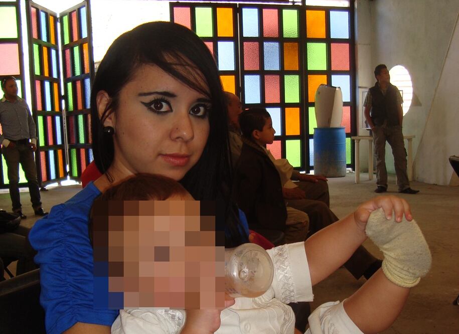 De acuerdo con su madre, el caso de Fernanda Sánchez debe ser tipificado como homicidio y no como suicidio debido a las heridas que presentaba (Foto: Especial)