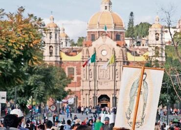 Pilgrims arrive to Our Lady of Guadalupe Basilica in Mexico City
