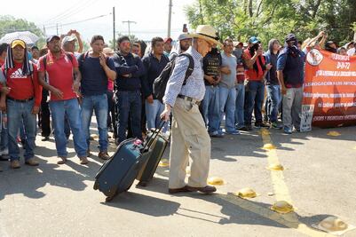 Oaxaca: bloquean el aeropuerto 7 horas