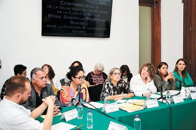 Prometen revisar protocolos de la alerta de género