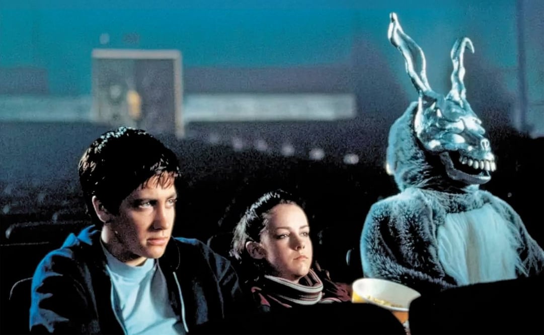 Jake Gyllenhaal y Jena Malone protagonizan la historia que en 2001, cuando se estrenó, significó un fracaso y ahora algunos consideran de hasta culto. Foto: Cinépolis