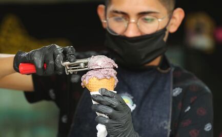 Con sabores de dulces típicos mexicanos, heladería hace frente a la crisis por Covid 