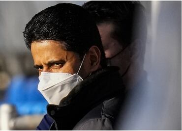 Presidente del PSG rompe banderín del asistente tras la derrota ante Real Madrid