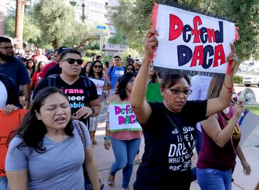 Senadores de EU piden a Trump no usar datos de dreamers para deportarlos