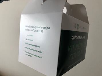 Gobierno de la CDMX reparte kits médicos a sospechosos de Covid-19