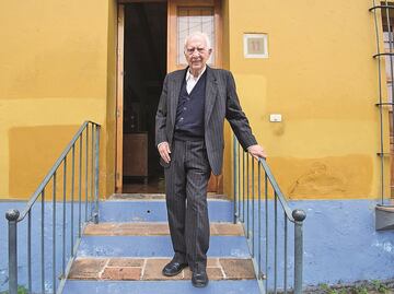 Sergio Pitol, fuera de peligro tras hospitalización