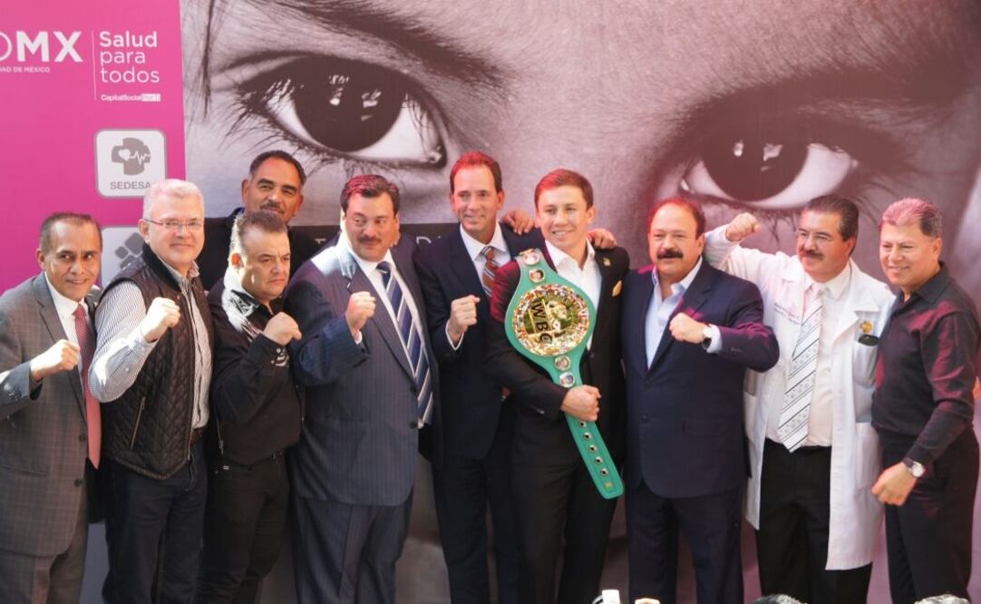 Golovkin visita el hospital pediátrico de Moctezuma en CDMX