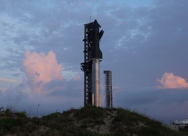 VIDEO: Starship ameriza con éxito en el océano Índico; SpaceX lanza su mega cohete tras varios aplazamientos