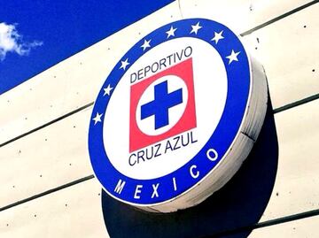 Mexico’s Cruz Azul soccer team top directors investigated for money laundering