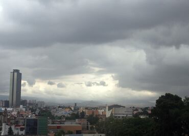 Se espera jueves frío y con cielo nublado en CDMX