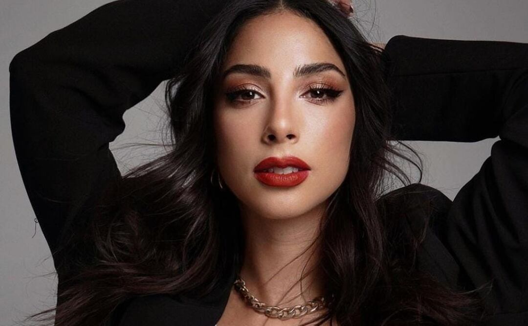 María Chacón presumió sus curvas con un look sexy para festejar su cumplaeños / Foto: Instagram @oficialmariachacon