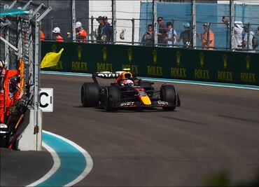 Checo Pérez tras el GP de Miami: Fue un desastre total la carrera; tenía déficit el motor