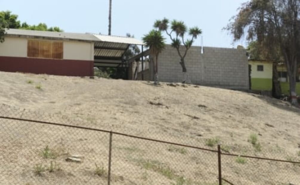 Hirata, de profesor a político evasor de la justicia