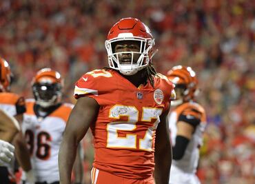 Kareem Hunt acusado de golpear a una mujer