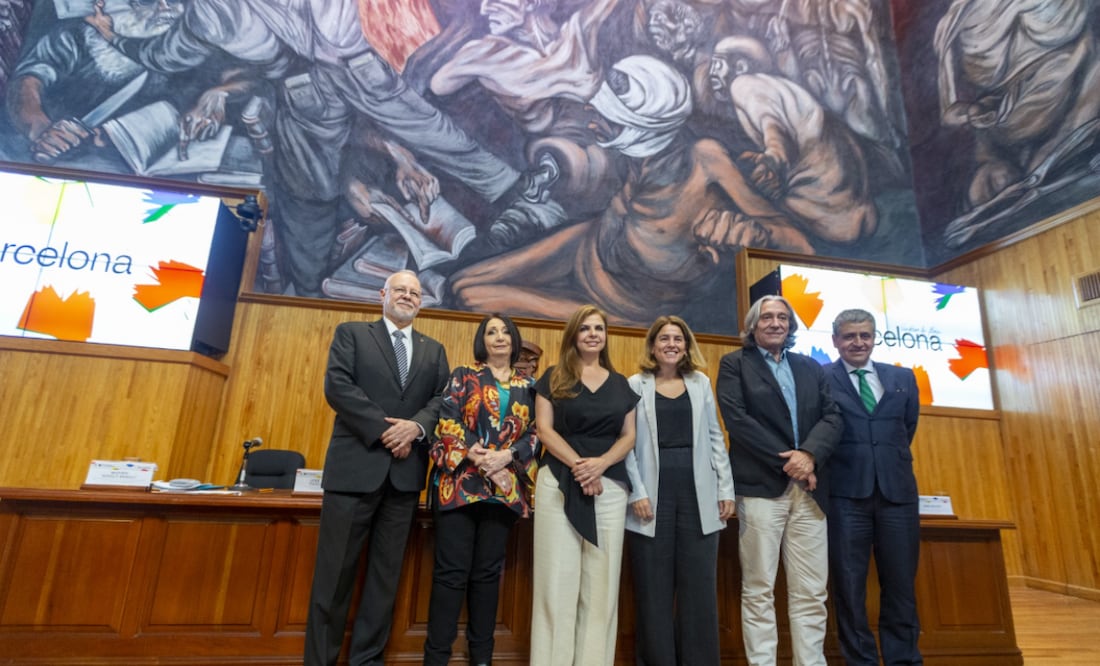 Rueda de prensa FIL, presentación del programa oficial, Guadalajara, México. 6 de Octubre , 2025. (Izq-der) Marisol Schulz Manau, José Trinidad Padilla Lopez, Karla Planter Pérez, Xavi Marce, Anna Guitart)
Fotos: FIL/ Bernardo De Niz