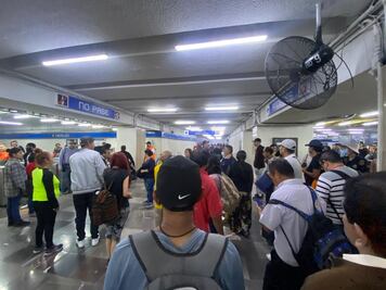 Lo que sabemos de la pareja arrollada por tren del Metro en Línea 2  