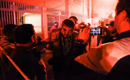 Arrestan y golpean a fotoperiodista en Veracruz