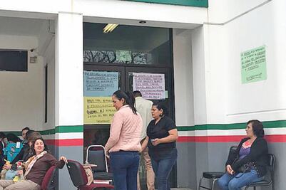 Trabajadores de Semarnat protestan en 15 estados 