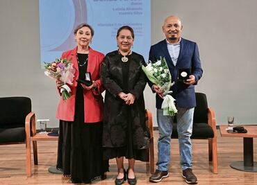 Leticia Alvarado y Vicente Silva reciben Medalla Bellas Artes
