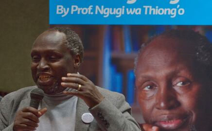 Muere el escritor keniano Ngugi Wa Thiong’o, eterno candidato al Nobel