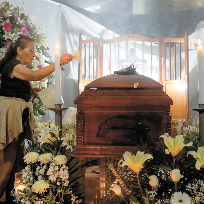 Asesinato desata crisis. En abril pasado, la alcaldesa morenista de Mixtla de Altamirano, Maricela Vallejo, fue asesinada. ARCHIVO EL UNIVERSAL