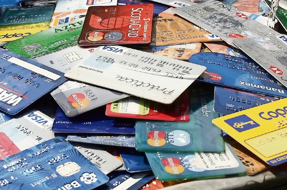 Aumento. La CNBV dijo que el crédito al consumo creció 8.6%, con un saldo total de 972 mil millones de pesos. (ARCHIVO EL UNIVERSAL)