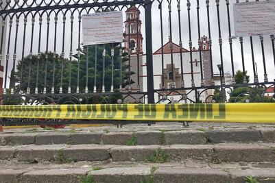 Ofician misas en carpas por daños en iglesias